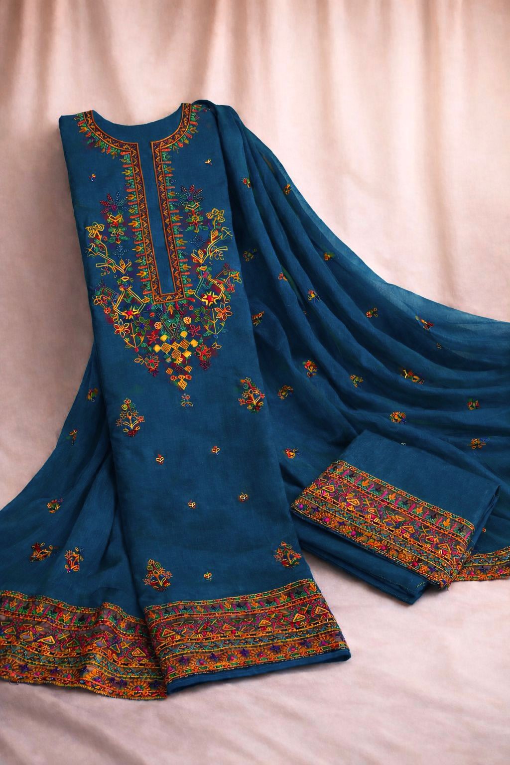 Kashmiri Gala Embroidered Lawn 3PC Suit