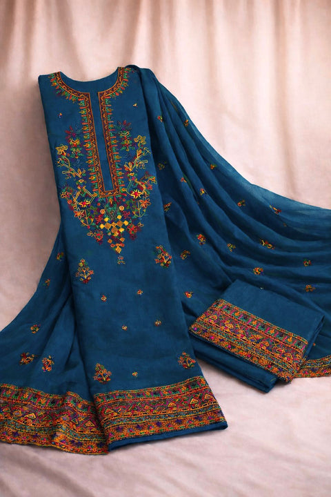 Kashmiri Gala Embroidered Lawn 3PC Suit