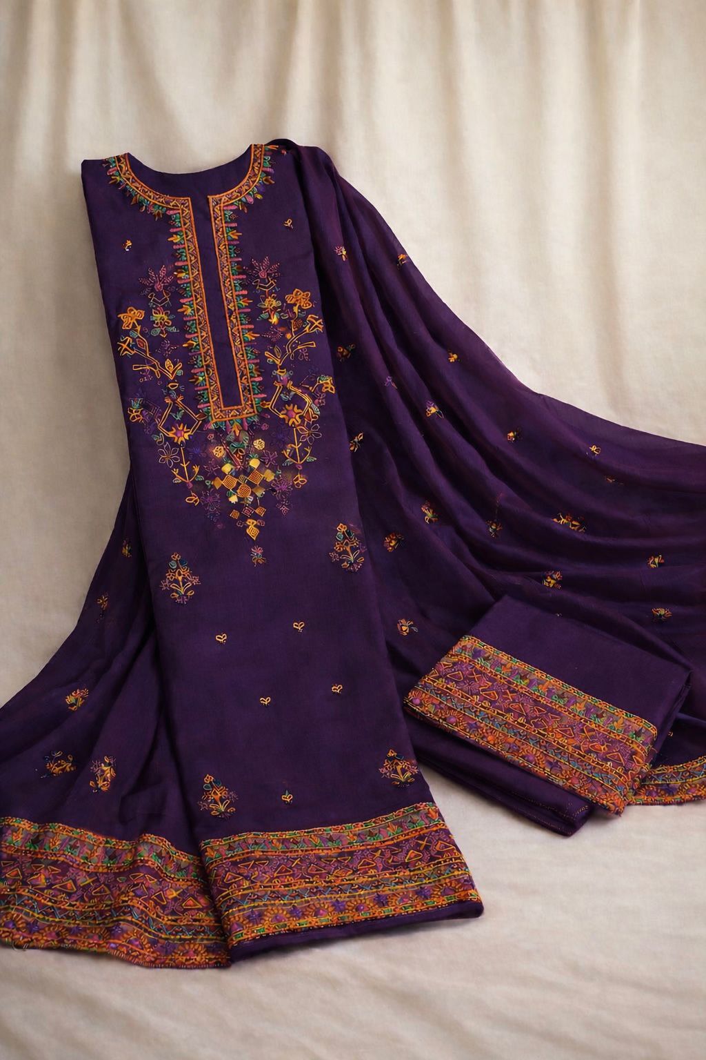 Kashmiri Gala Embroidered Lawn 3PC Suit